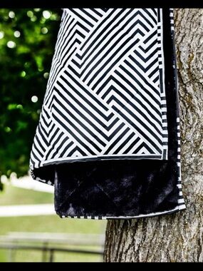 NWT Minky Couture Everywhere Blanket-Black Geo